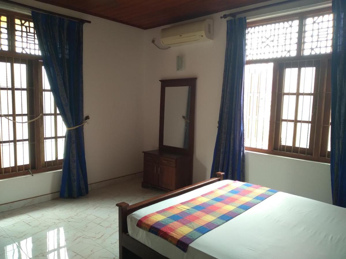 Vijai Resort Negombo Buitenkant foto