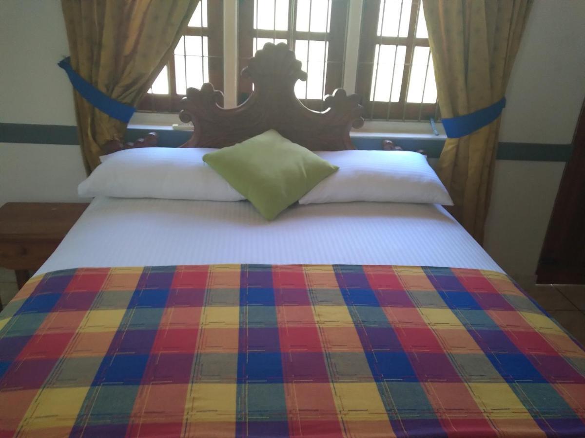 Vijai Resort Negombo Buitenkant foto